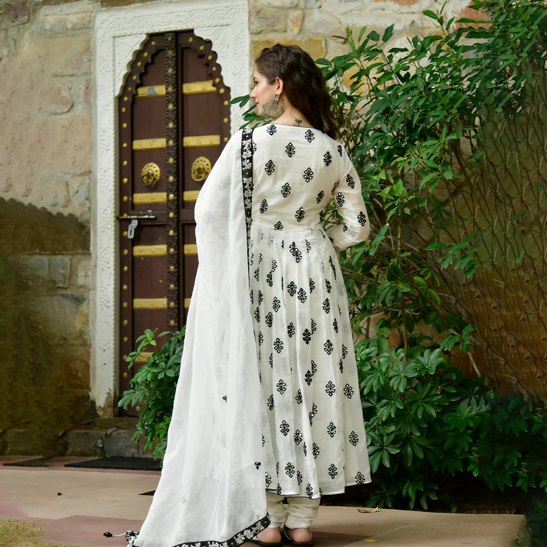 White Embroidered Angrakha Suit Set With Heavy Border Organza Dupatta